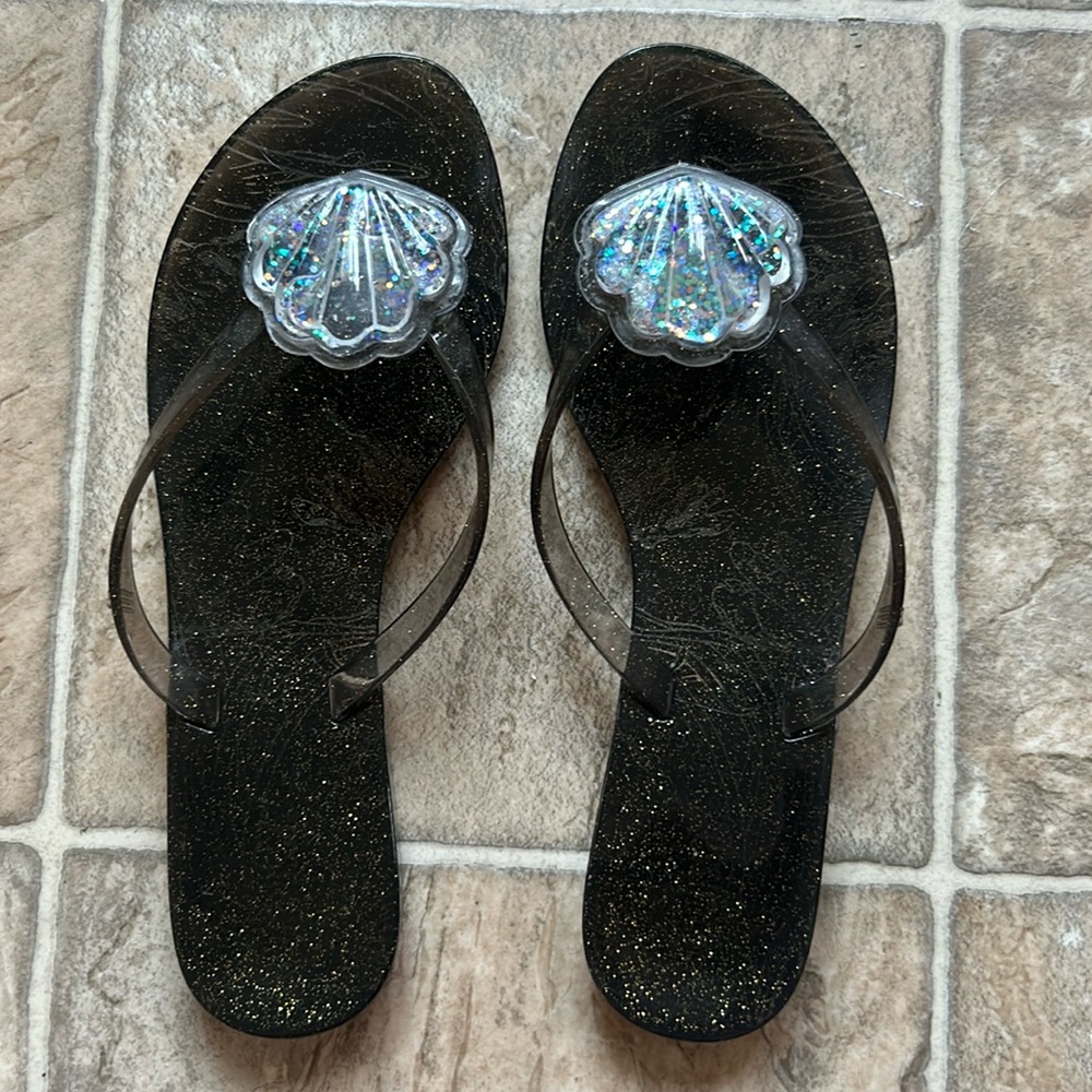 EUC Melissa women’s Size 8 jelly flip flops with glitter seashell embellishment